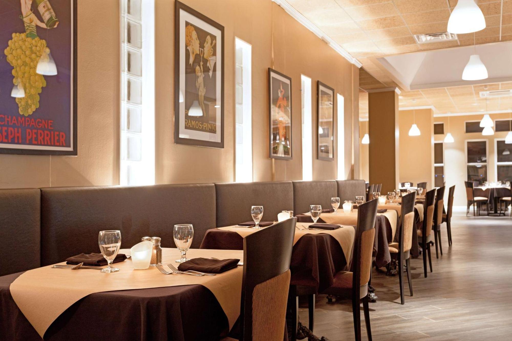 Doubletree By Hilton Cape Cod - Hyannis Hotel Buitenkant foto